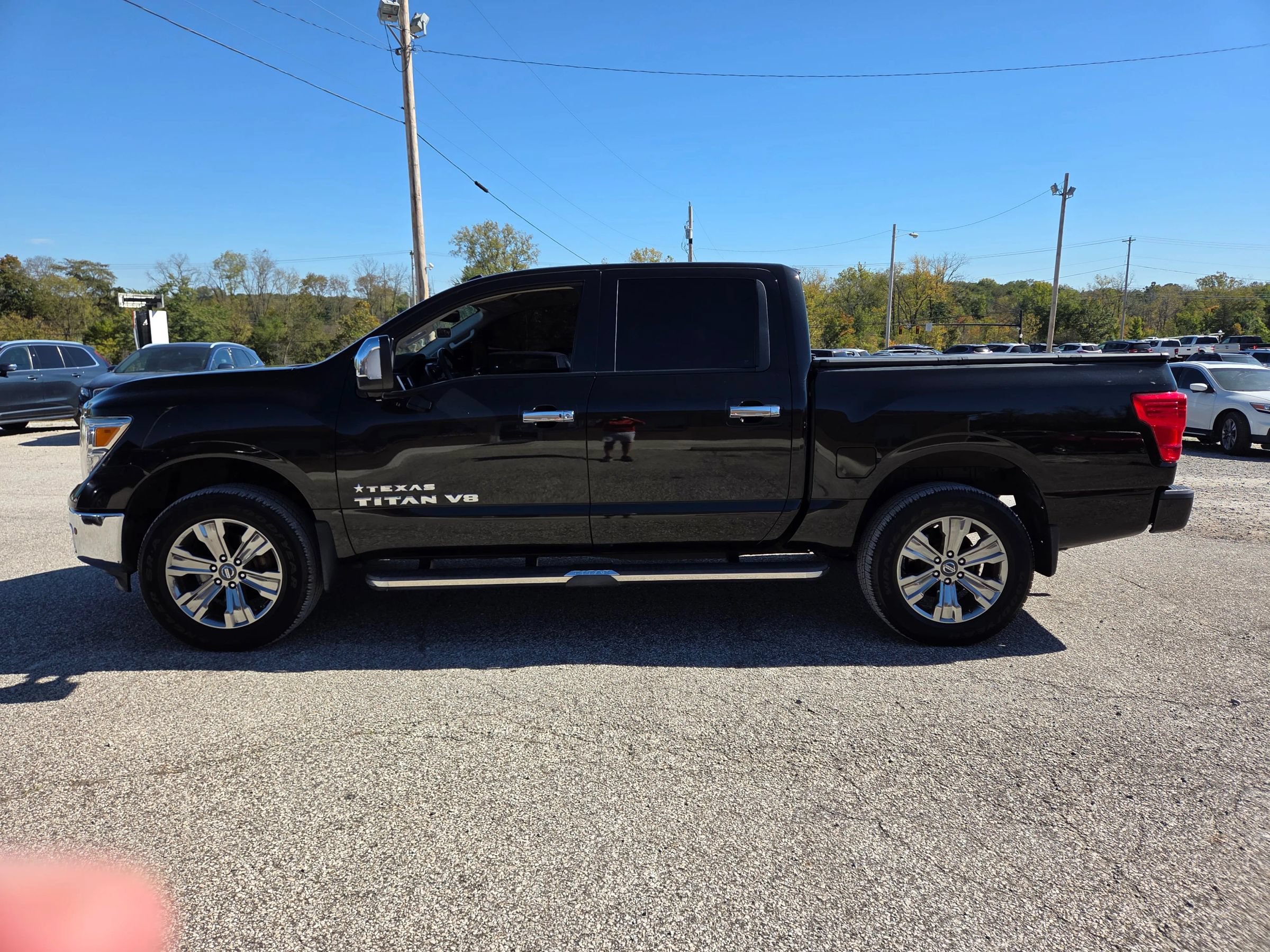 Used 2018 Nissan Titan SL w/ Texas Titan Edition AWD/4WD image 1