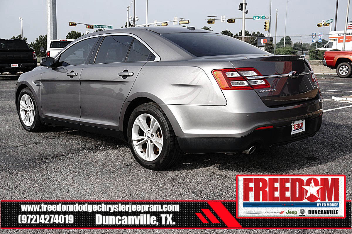 Used 2014 Ford Taurus SEL w/ Equipment Group 201A FWD image 3