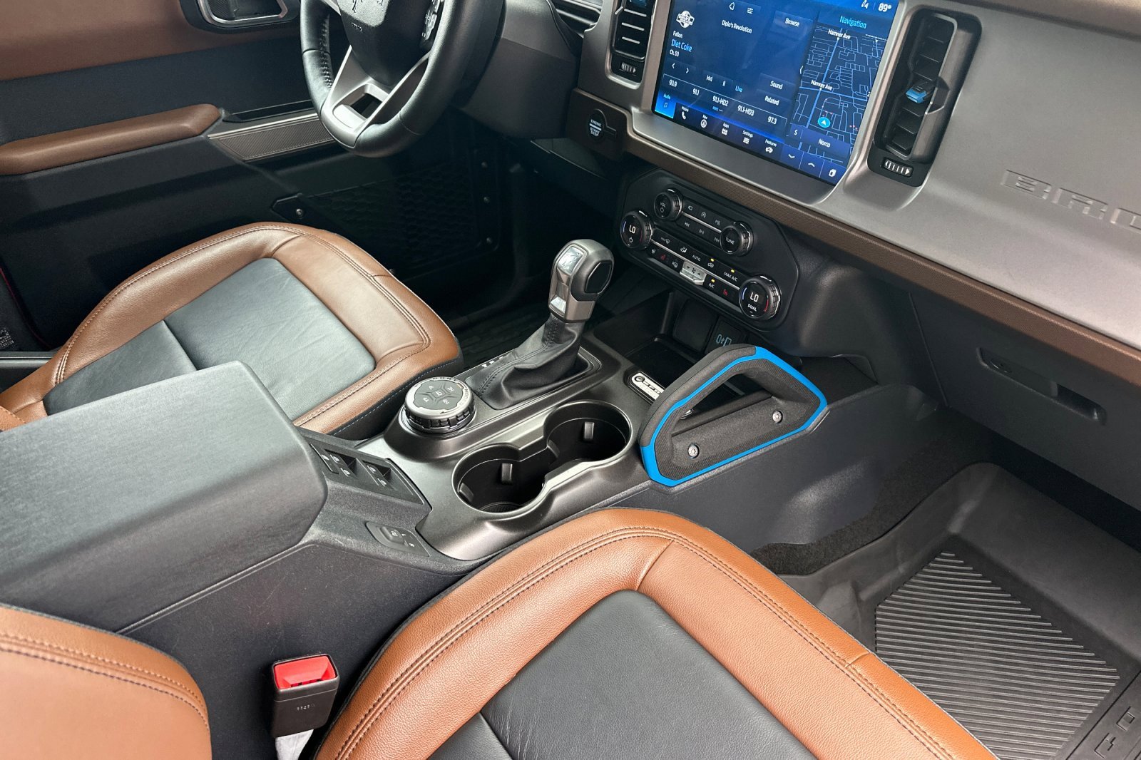 Used 2023 Ford Bronco Outer Banks image 16