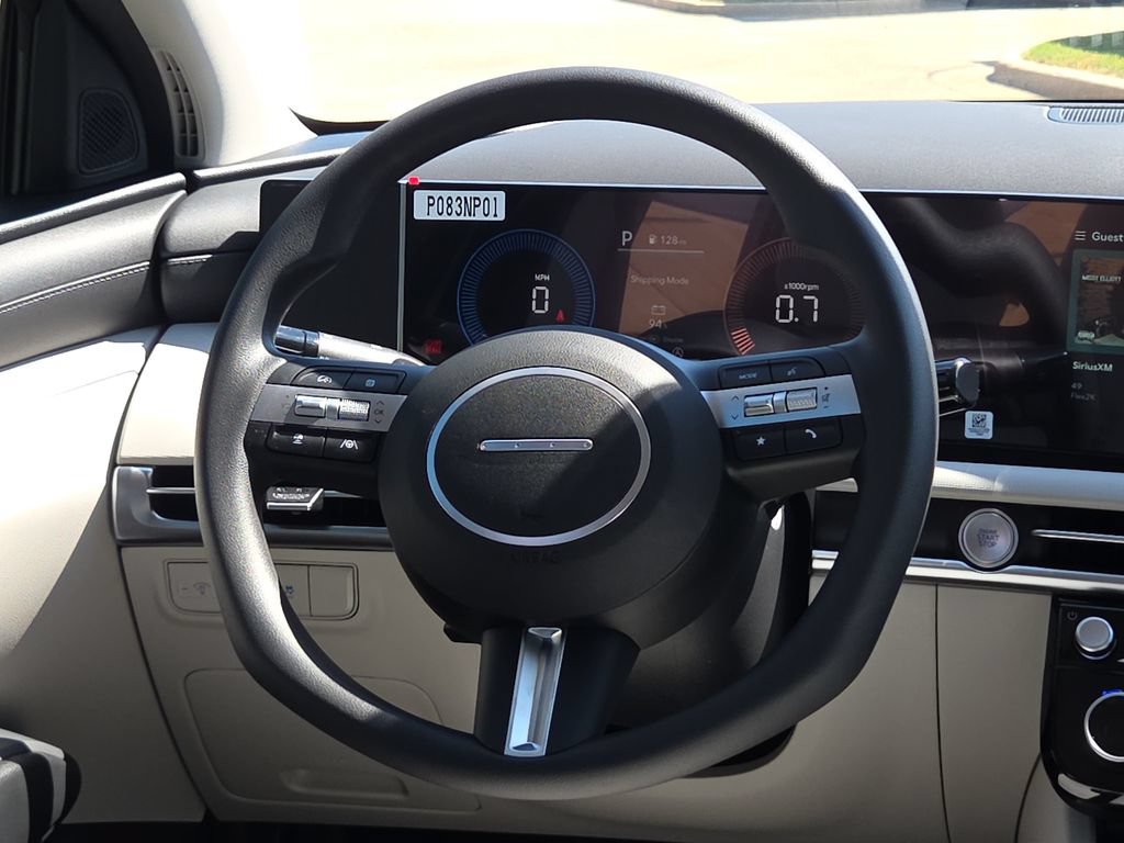 Used 2026 Hyundai Tucson SEL FWD image 12