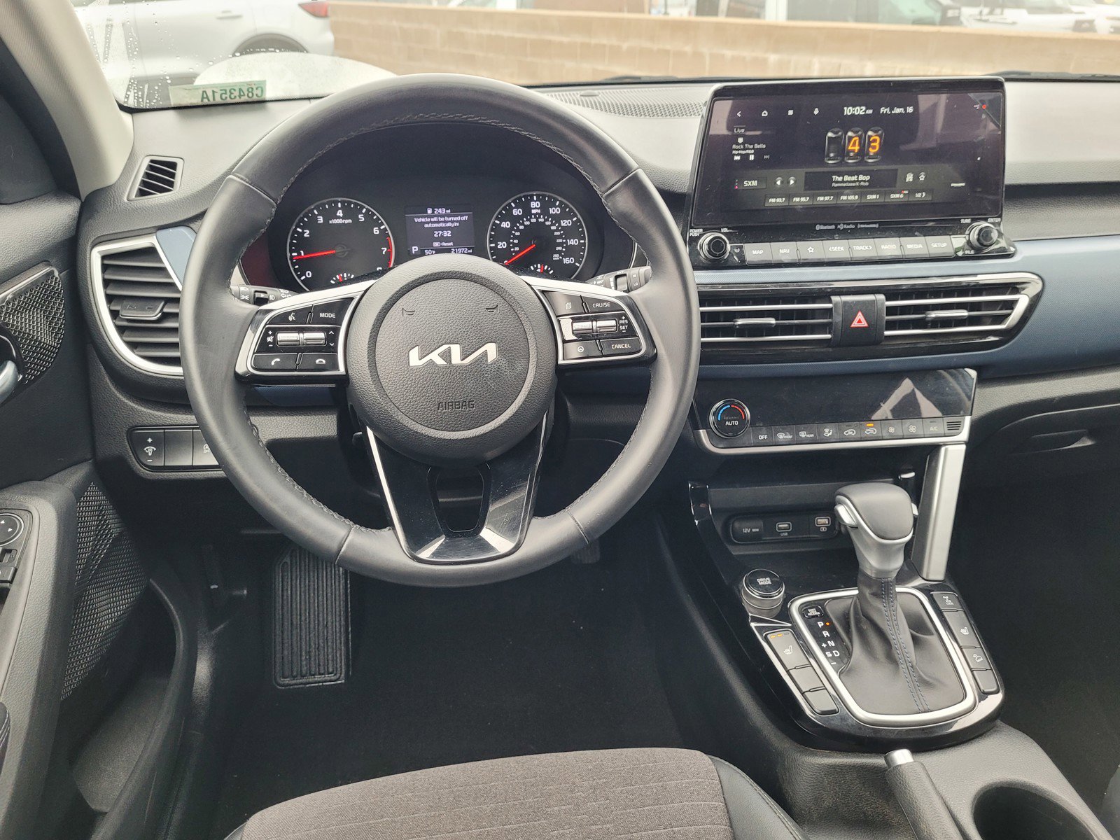 Used 2022 Kia Seltos S image 17