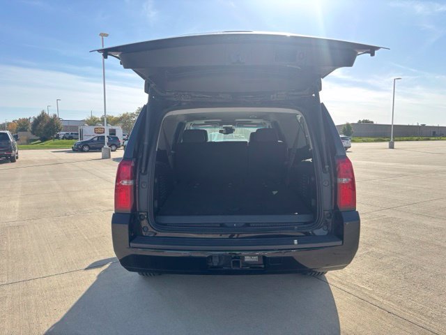 Used 2020 Chevrolet Suburban LT AWD/4WD image 31