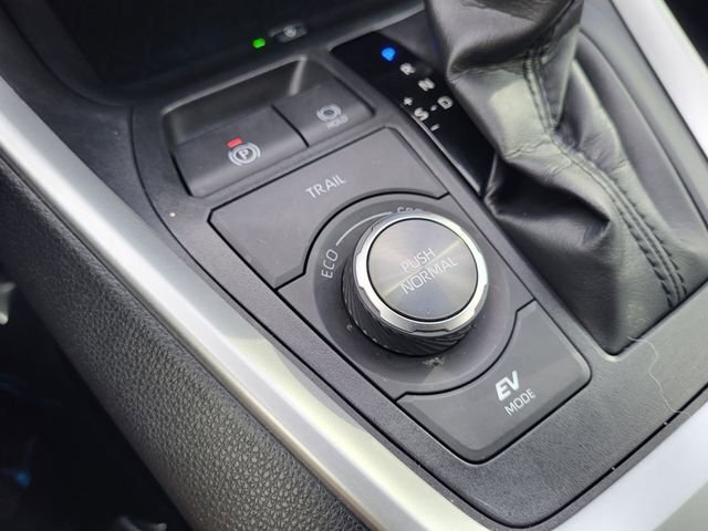 Used 2022 Toyota RAV4 XSE image 26