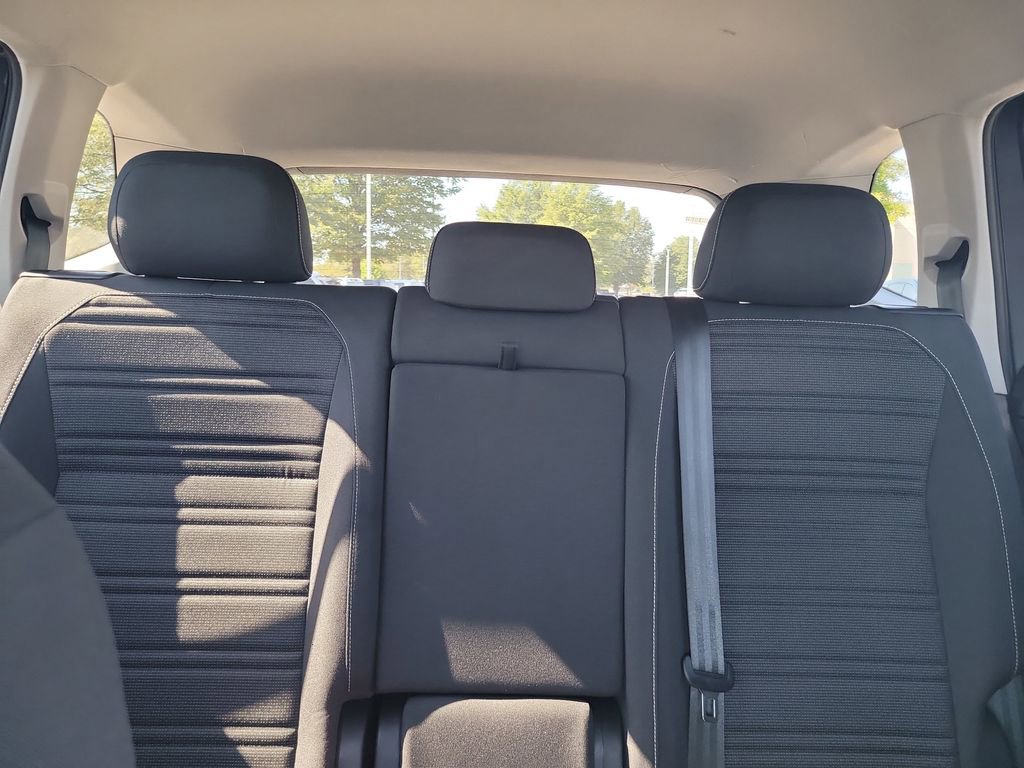 Used 2024 Volkswagen Tiguan S image 22