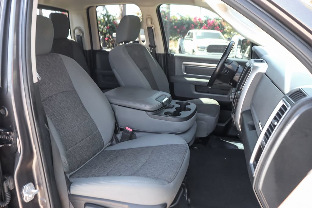 Used 2016 RAM 1500 Big Horn RWD image 36
