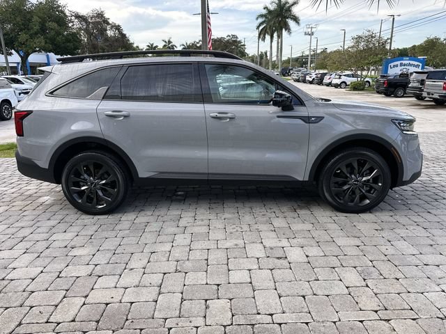 Used 2023 Kia Sorento SX Prestige AWD/4WD image 14