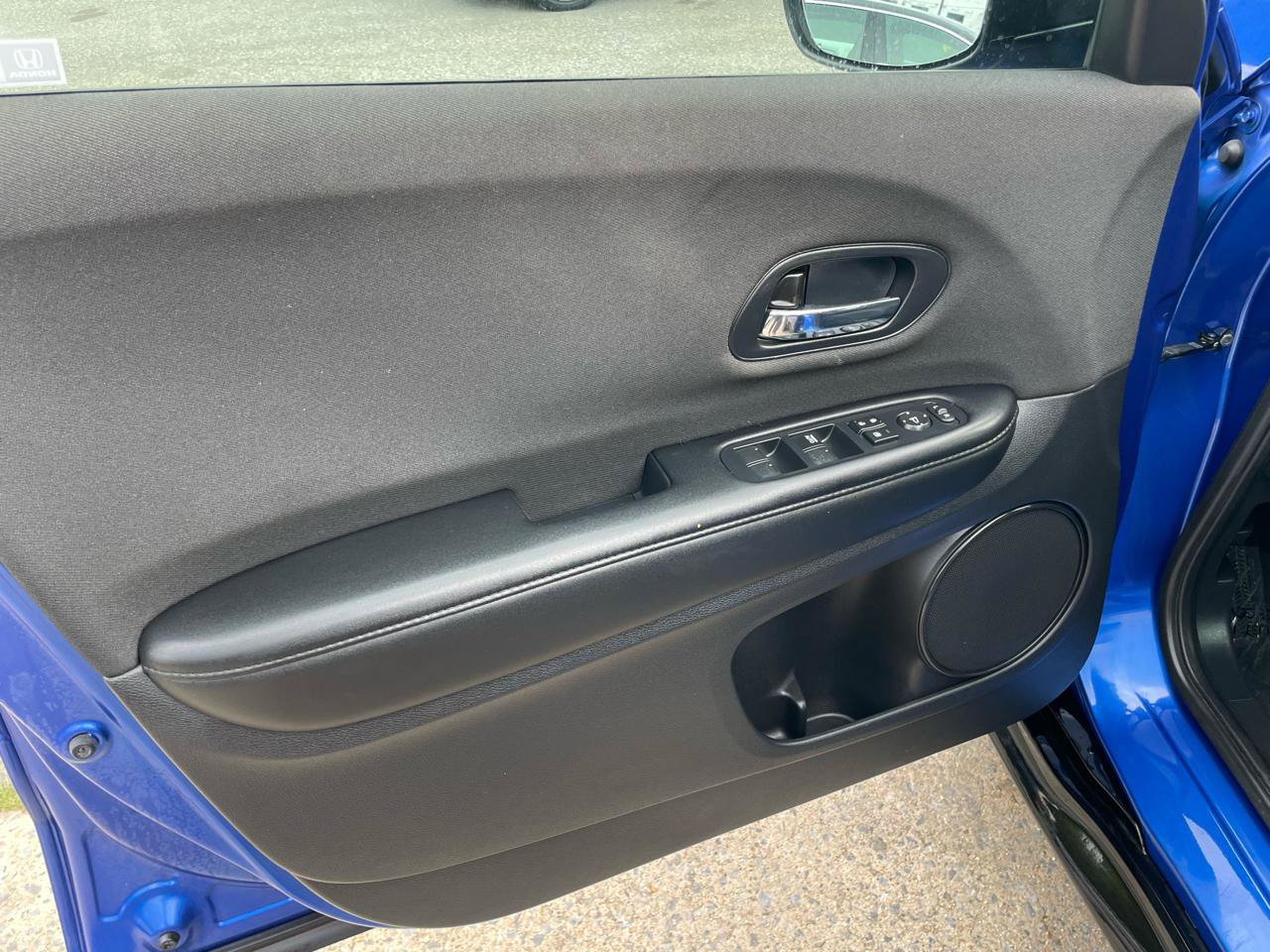 Used 2022 Honda HR-V Sport image 34