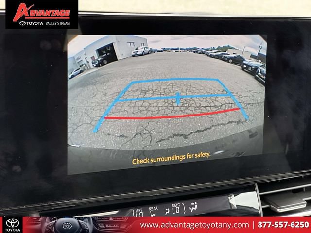 Used 2025 Toyota Sienna XLE w/ XLE Plus Package AWD/4WD image 35