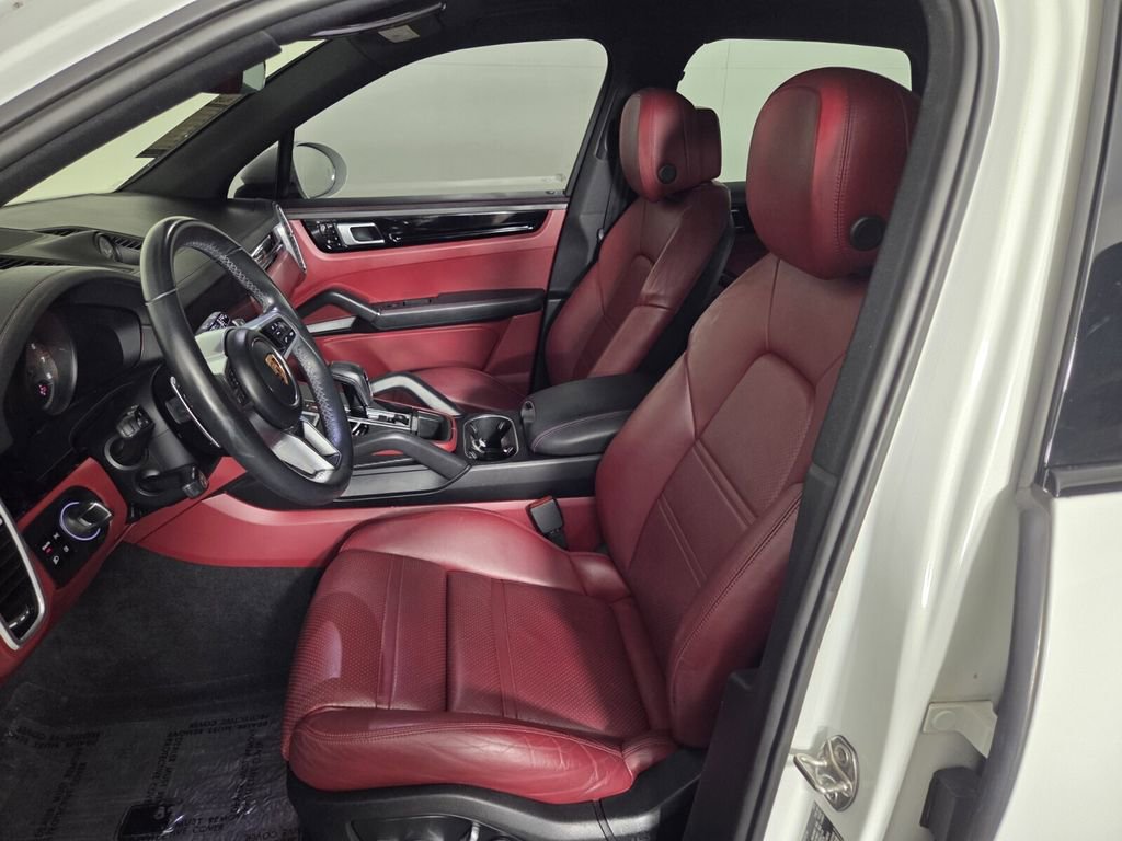 Used 2019 Porsche Cayenne AWD/4WD image 11