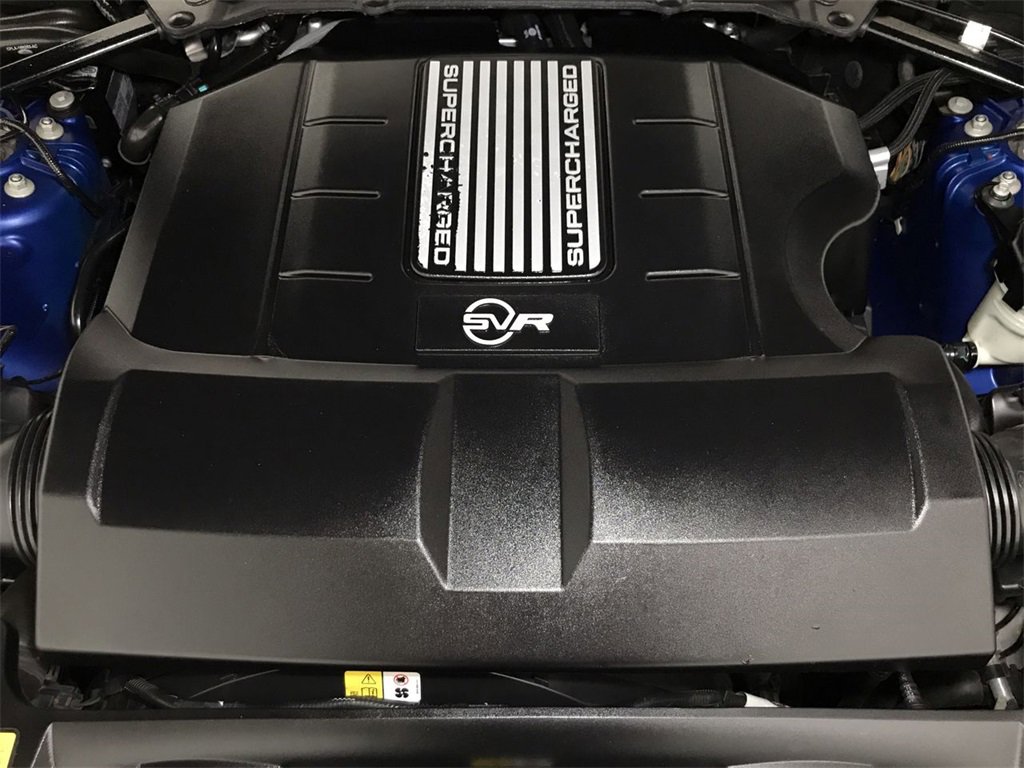 Used 2017 Land Rover Range Rover Sport SVR image 31