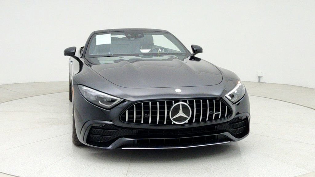 Used 2023 Mercedes-Benz SL 43 AMG image 2
