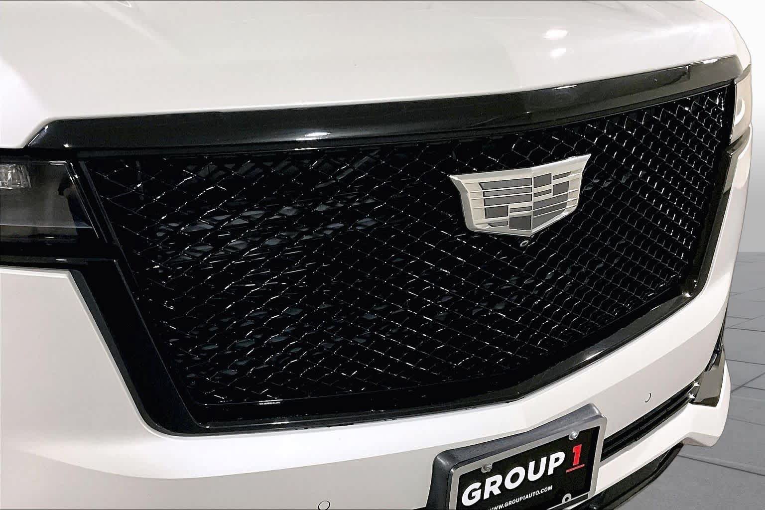 Used 2021 Cadillac Escalade Sport w/ Driver Assist Tech Package AWD/4WD image 31