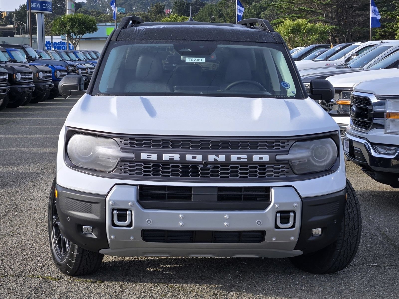 New 2026 Ford Bronco Sport Badlands w/ Badlands Tech Package AWD/4WD image 3