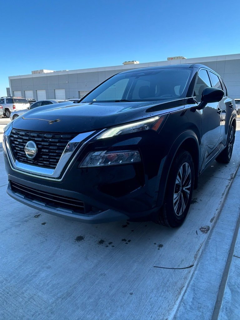 Used 2021 Nissan Rogue SV