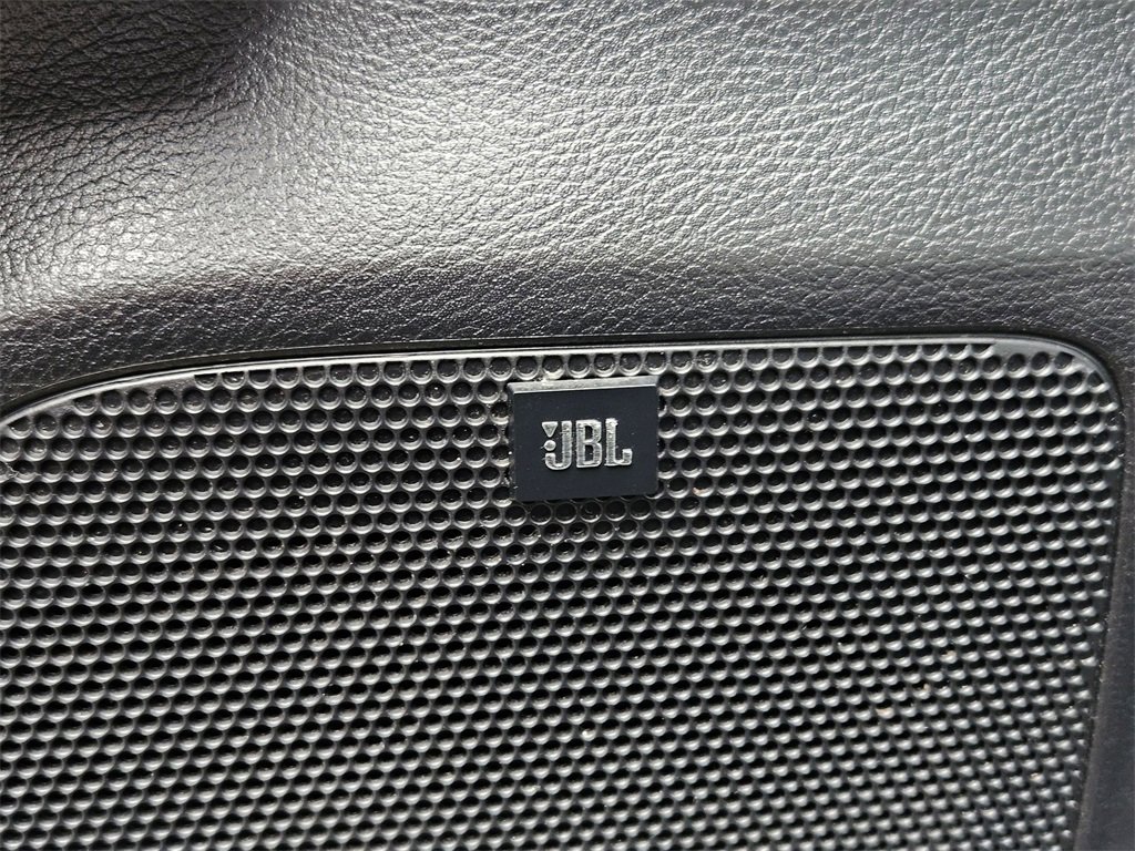 Used 2019 Toyota Tacoma TRD Off-Road image 33