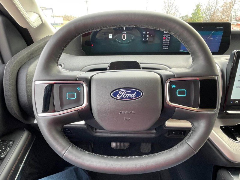 Used 2025 Ford Expedition Max Active image 33