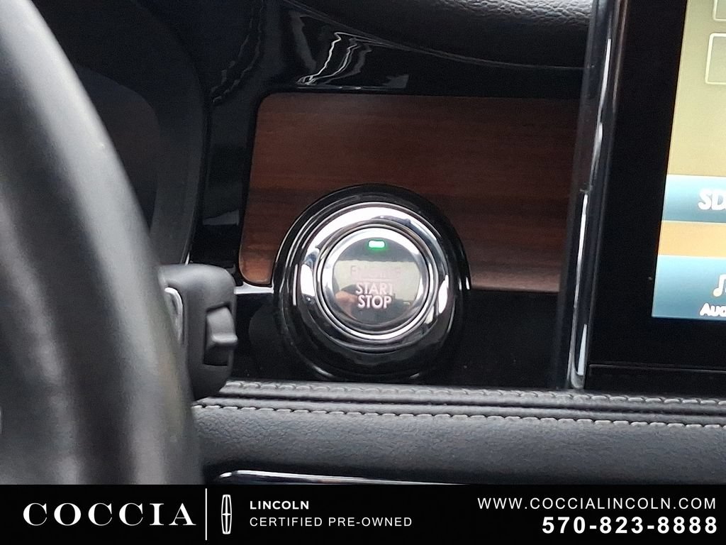 Certified 2022 Lincoln Corsair Reserve w/ Elements Package AWD/4WD image 24