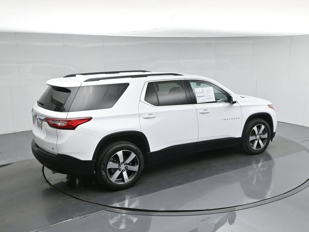 Used 2020 Chevrolet Traverse LT w/ LT Premium Package FWD image 42