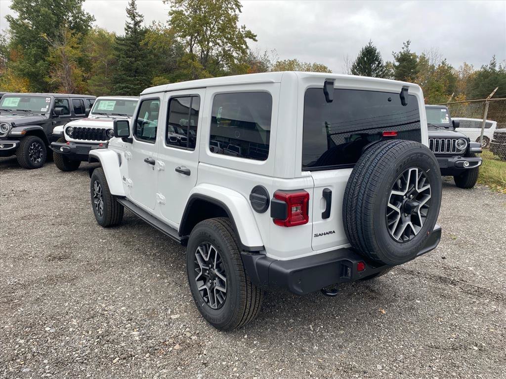 New 2027 Jeep Wrangler Unlimited Sahara AWD/4WD image 3