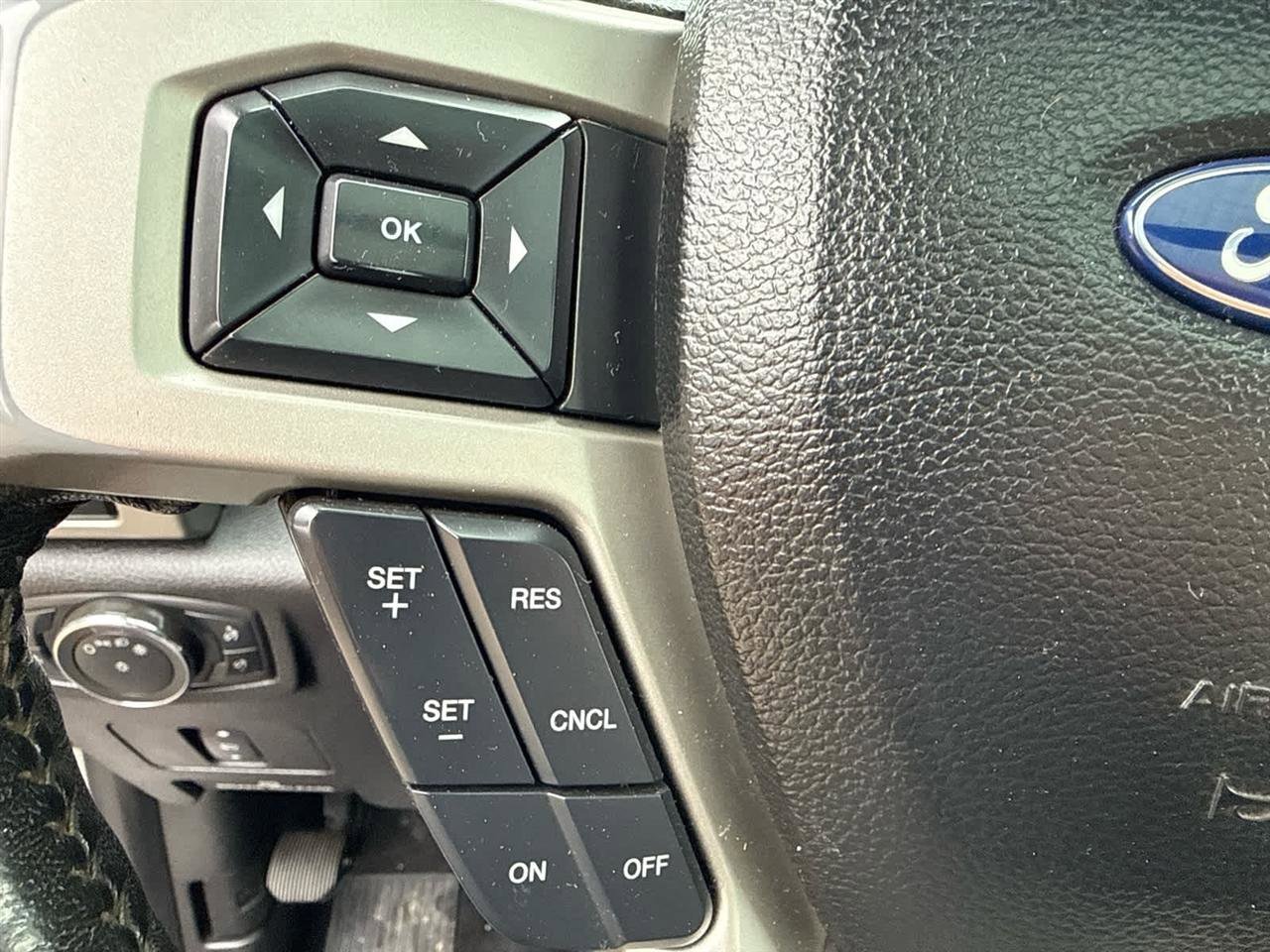 Used 2017 Ford F250 Lariat w/ Lariat Value Package image 20