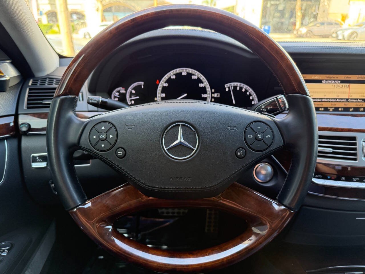 Used 2011 Mercedes-Benz S 550 image 42
