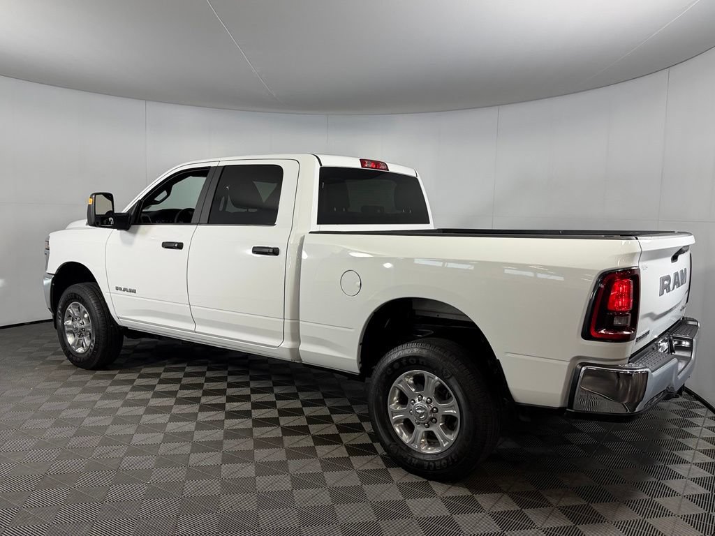 Used 2025 RAM 2500 Big Horn AWD/4WD image 9