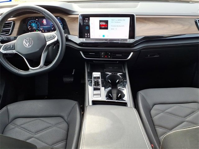 Used 2024 Volkswagen Atlas SE image 12