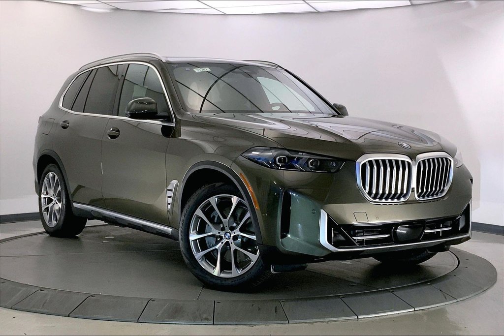 New 2026 BMW X5 xDrive50e w/ Climate Comfort Package AWD/4WD image 11