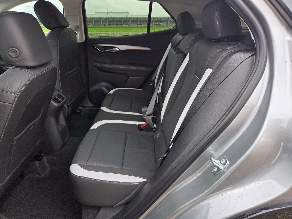 New 2026 Buick Envision Sport Touring AWD/4WD image 32
