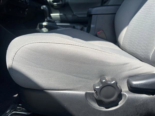 Used 2017 Toyota Tacoma SR image 11