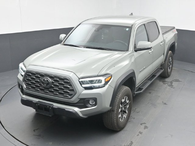 Used 2023 Toyota Tacoma TRD Off-Road AWD/4WD image 15