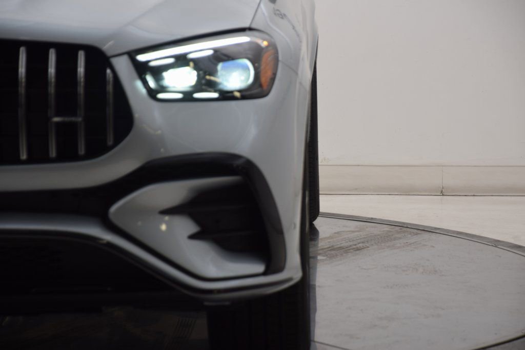 New 2026 Mercedes-Benz GLE 53 AMG 4MATIC Coupe image 10