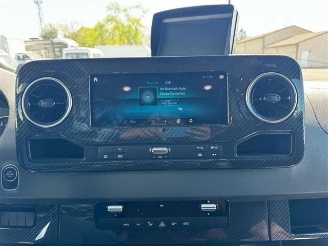 Used 2019 Mercedes-Benz Sprinter 170 image 40