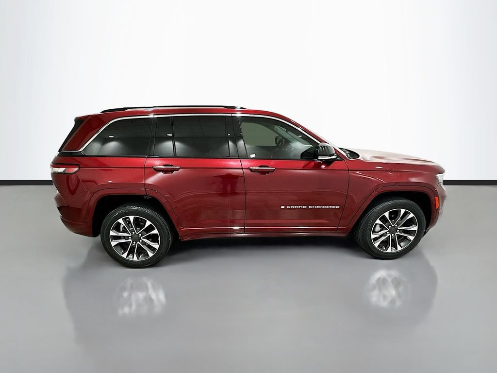 Used 2022 Jeep Grand Cherokee Overland RWD image 8