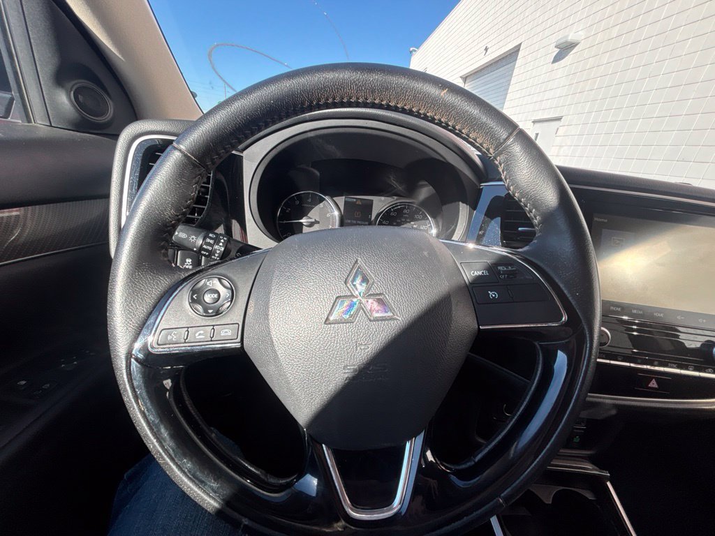 Used 2020 Mitsubishi Outlander SEL AWD/4WD image 20