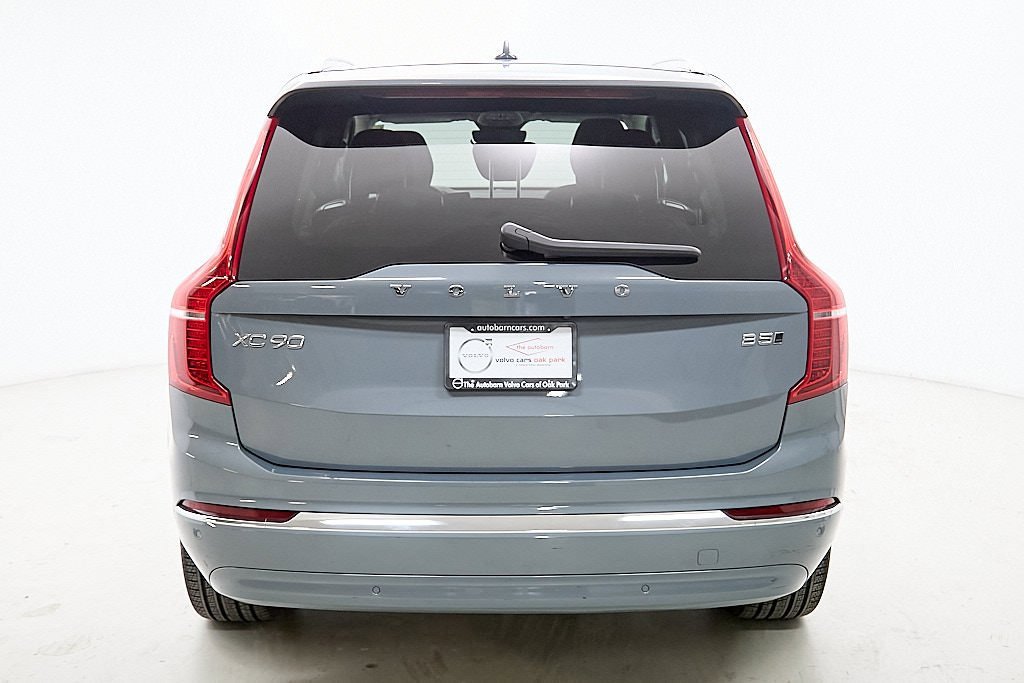 Certified 2023 Volvo XC90 B5 Plus image 9