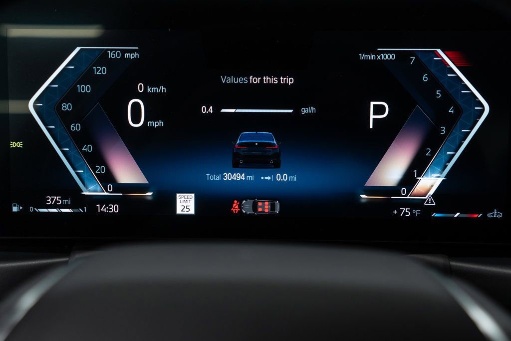 Used 2024 BMW 330i xDrive Sedan AWD/4WD image 18