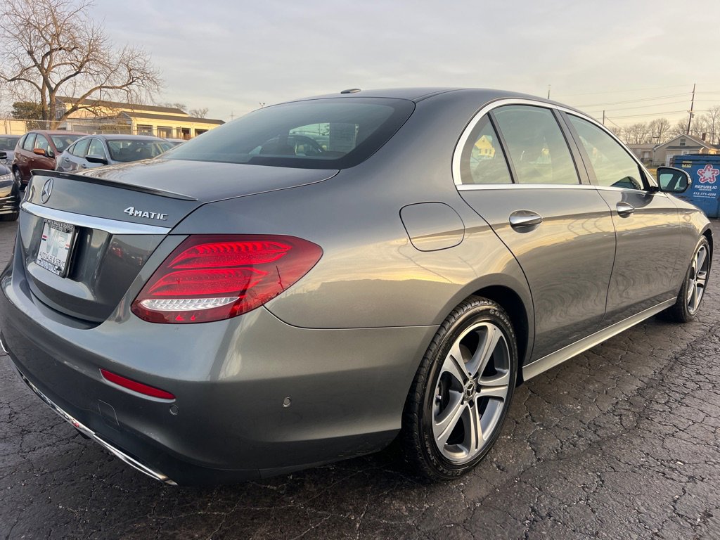 Used 2017 Mercedes-Benz E 300 E 300 4MATIC LUXURY image 7