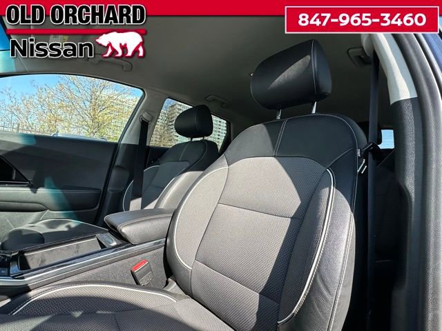 Used 2022 Kia Niro EX FWD image 11