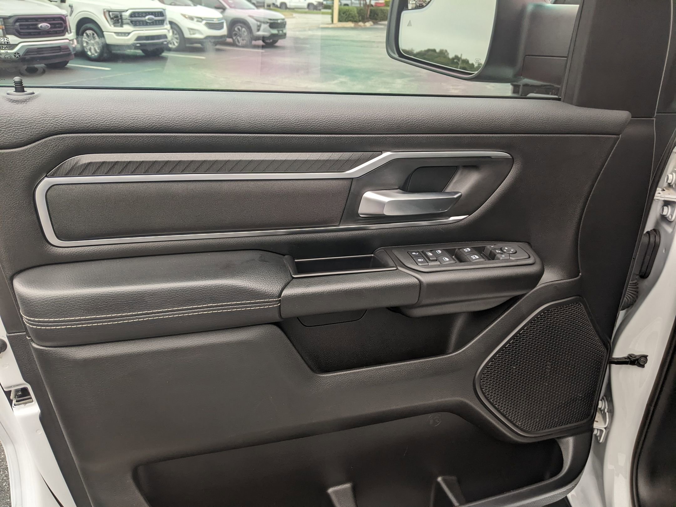 Used 2025 RAM 1500 Big Horn image 14