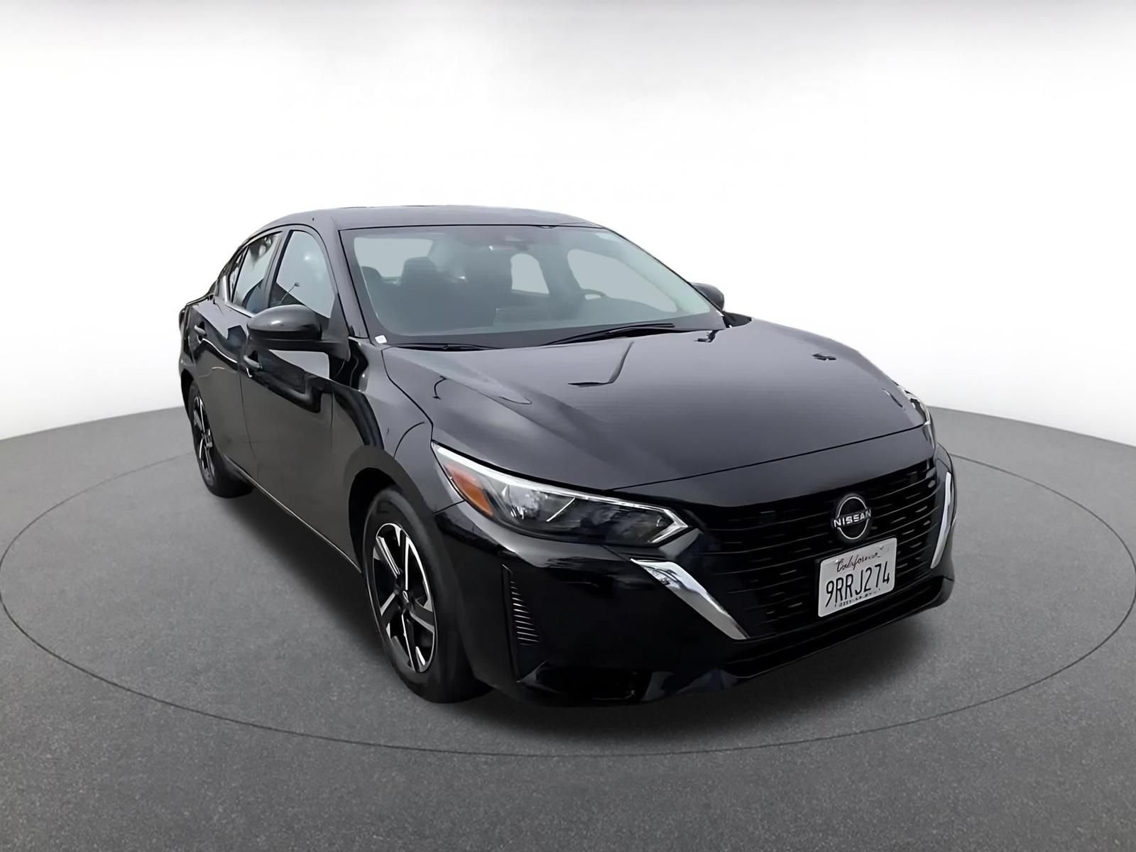 Used 2025 Nissan Sentra SV FWD image 3