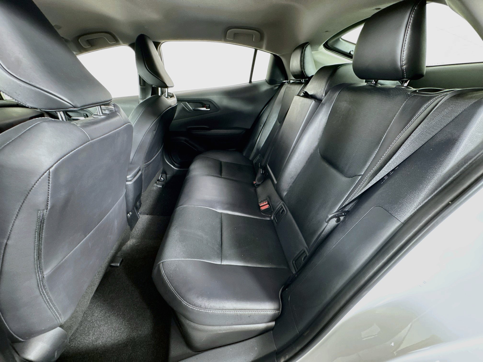 Certified 2026 Toyota Prius XLE AWD/4WD image 17