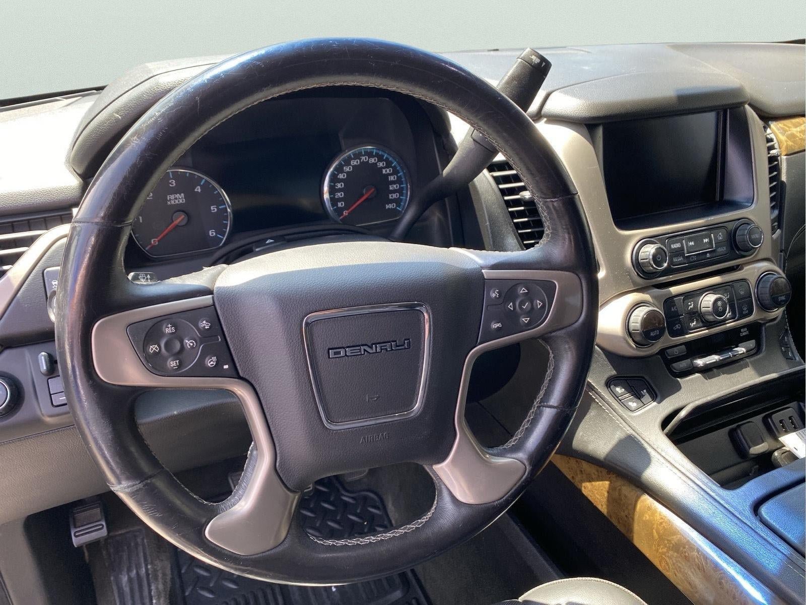 Used 2017 GMC Yukon Denali w/ Open Road Package AWD/4WD image 38