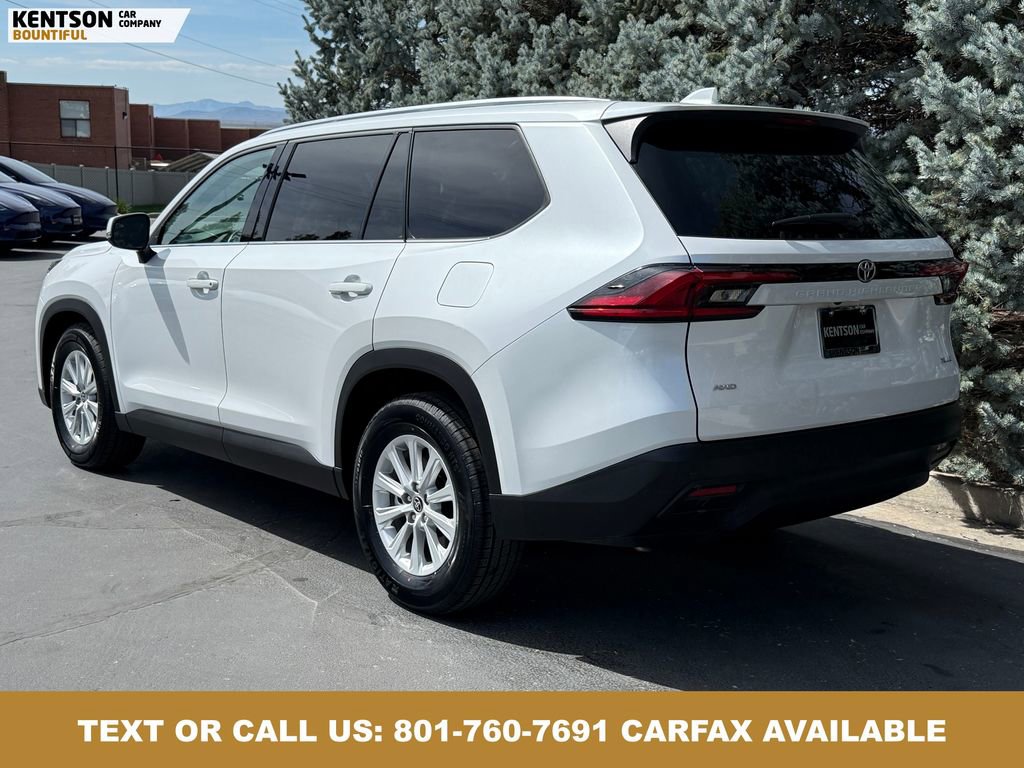 Used 2025 Toyota Grand Highlander AWD image 5