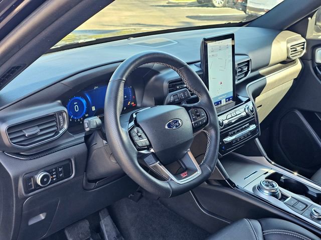 Used 2023 Ford Explorer ST w/ Equipment Group 401A AWD/4WD image 16