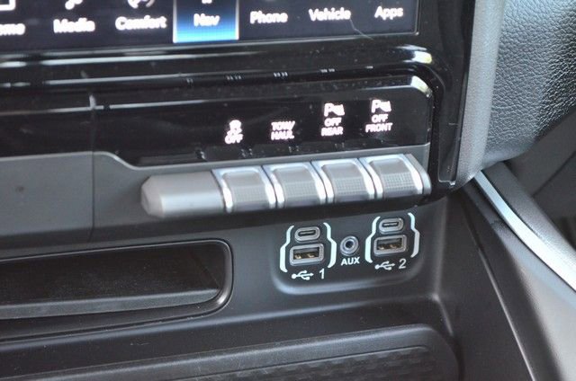 Used 2023 RAM 1500 Big Horn AWD/4WD image 29