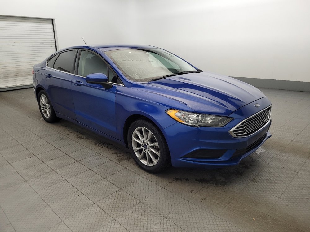 Used 2017 Ford Fusion SE w/ Fusion SE Technology Package FWD image 13