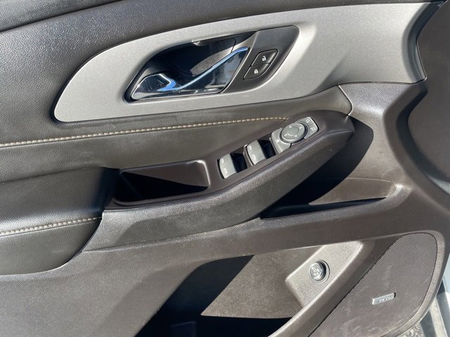 Used 2020 Chevrolet Traverse RS image 20