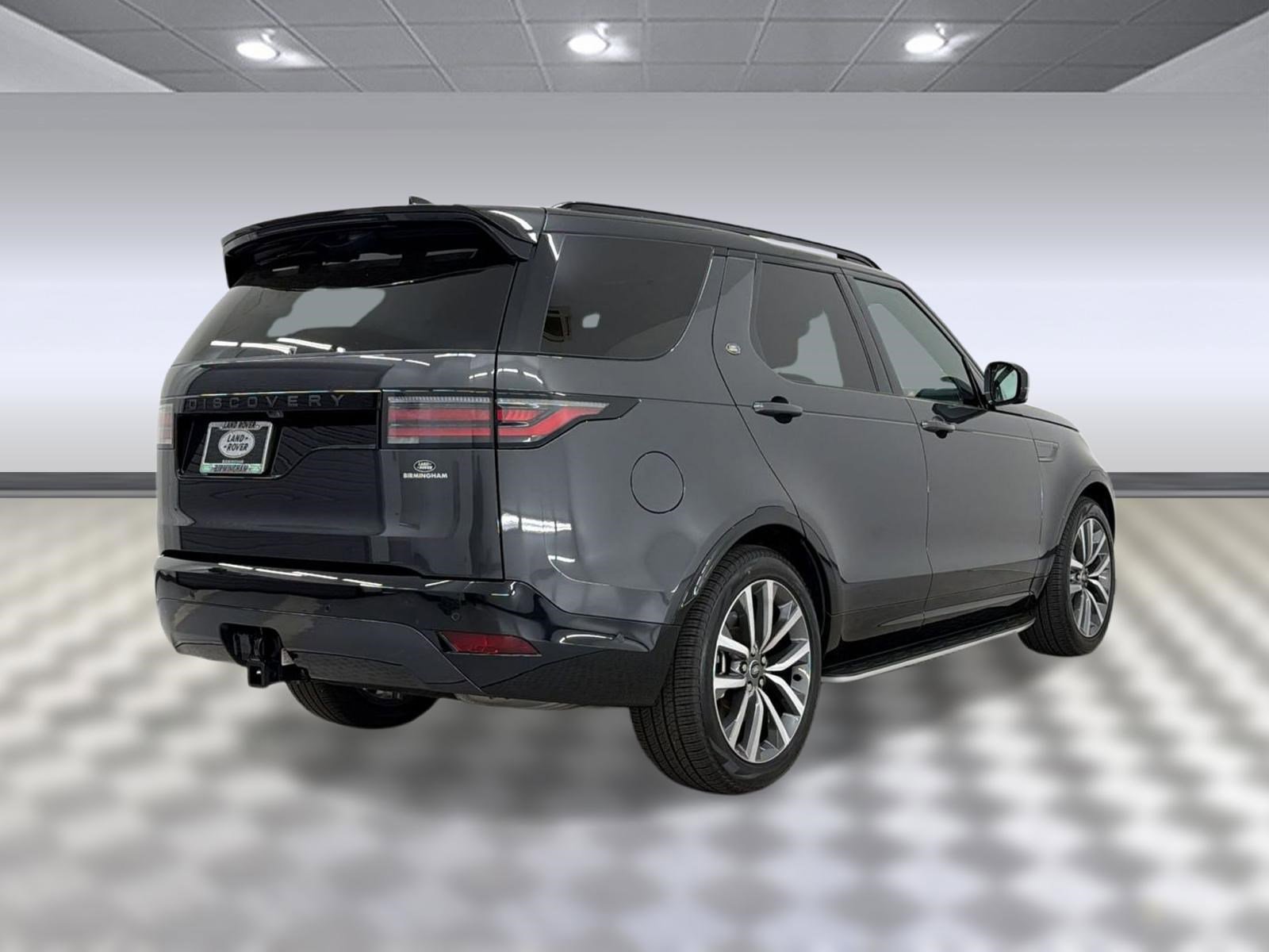 Certified 2025 Land Rover Discovery Dynamic SE AWD/4WD image 8