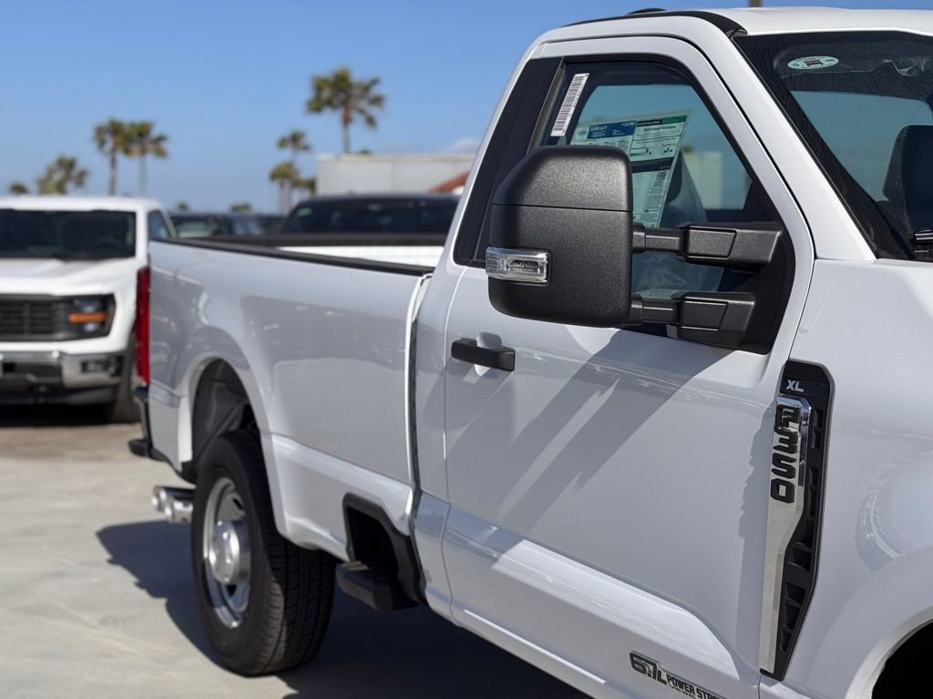 Used 2025 Ford F350 XL image 5